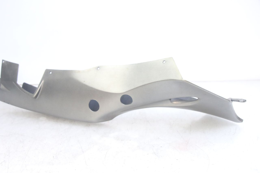 photo de LEFT REAR SIDE PANEL GILERA DNA 50 (2000 - 2007)