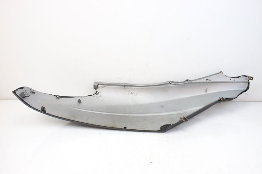 photo de LEFT REAR SIDE PANEL HONDA FES S-WING SWING ABS 125 (2007 - 2015)