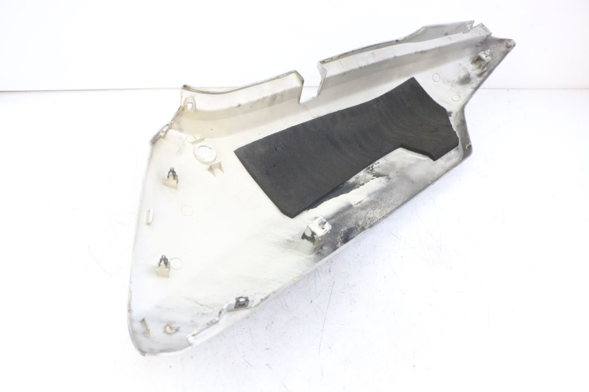 photo de REAR LEFT PANEL HONDA FJS SILVERWING SILVER WING 600 (2001 - 2010)