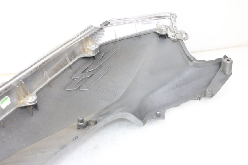 photo de REAR LEFT PANEL HONDA SH i 300 (2015 - 2020)