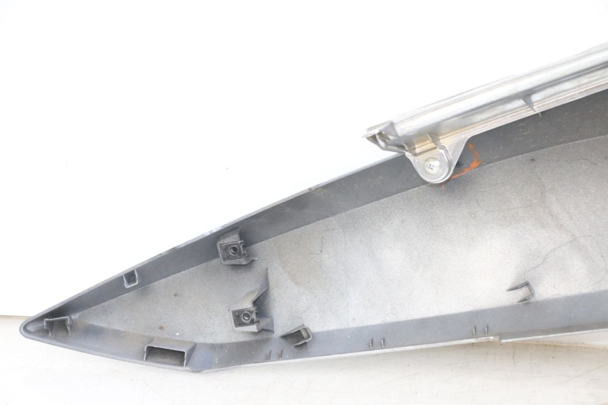 photo de REAR LEFT PANEL HONDA SH i 300 (2015 - 2020)