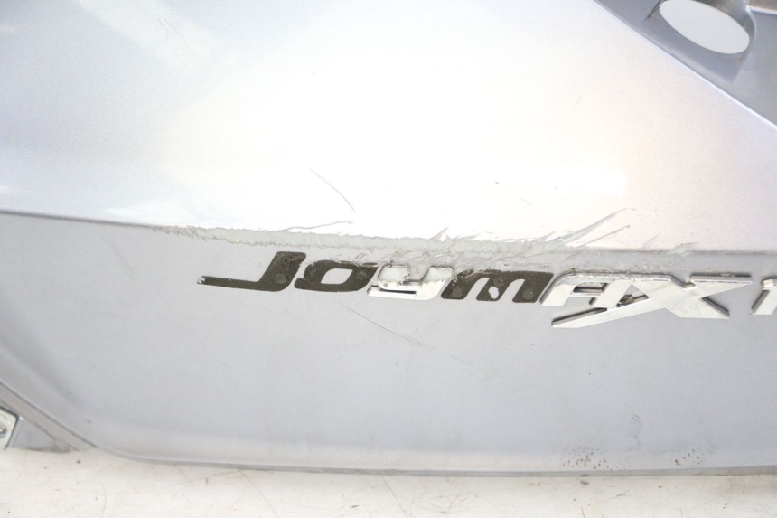 photo de REAR LEFT PANEL SYM JOYMAX 125 (2010 - 2017)