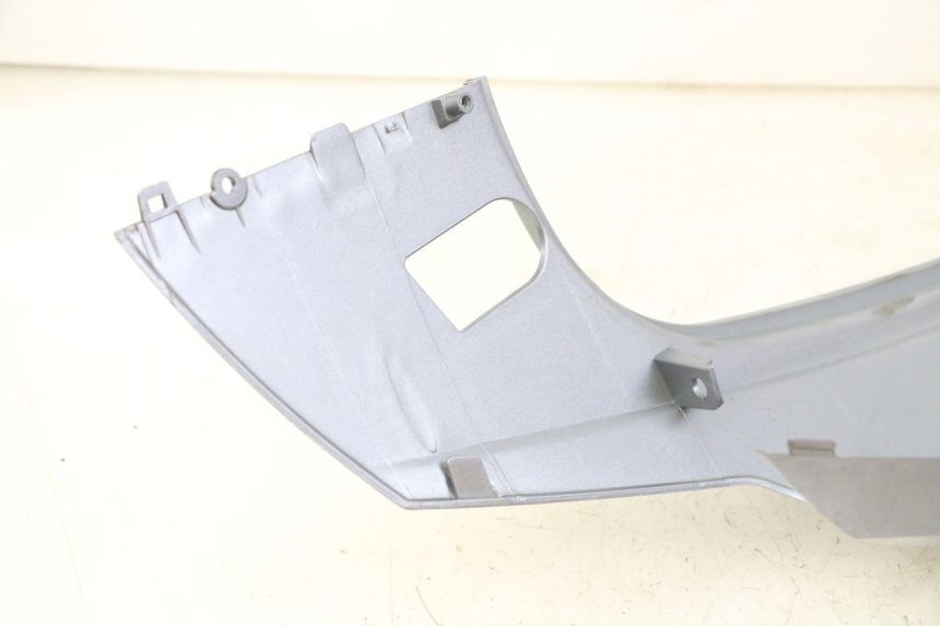 photo de REAR LEFT PANEL SYM JOYMAX 125 (2010 - 2017)