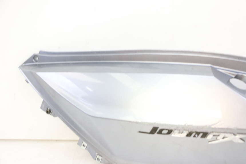 photo de REAR LEFT PANEL SYM JOYMAX 125 (2010 - 2017)