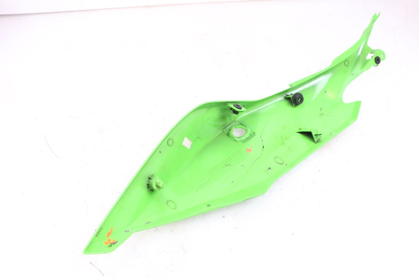 photo de REAR LEFT PANEL KAWASAKI NINJA 400 (2018 - 2023)