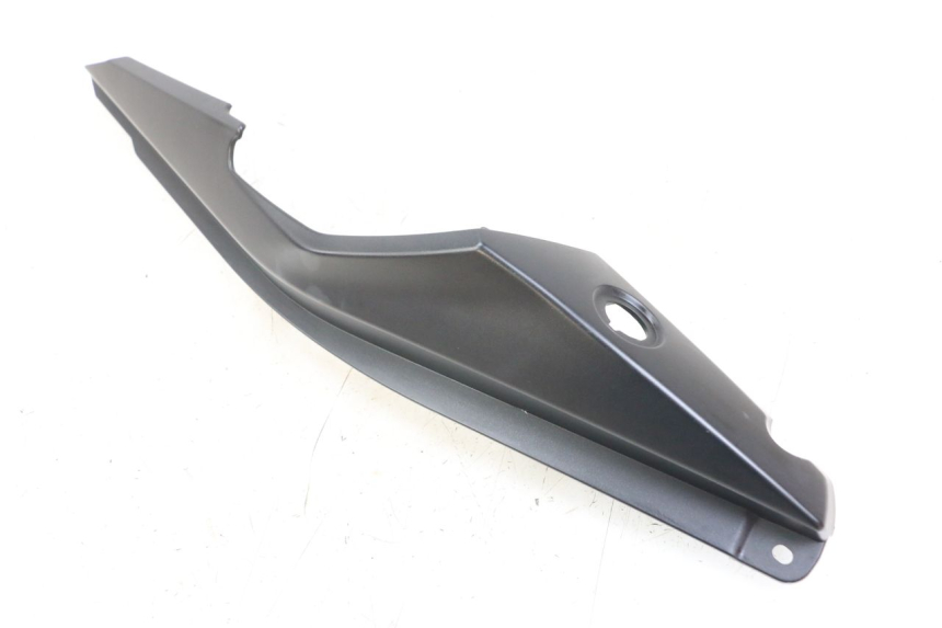 photo de LEFT REAR SIDE PANEL KAWASAKI VERSYS ABS 650 (2015 - 2018)