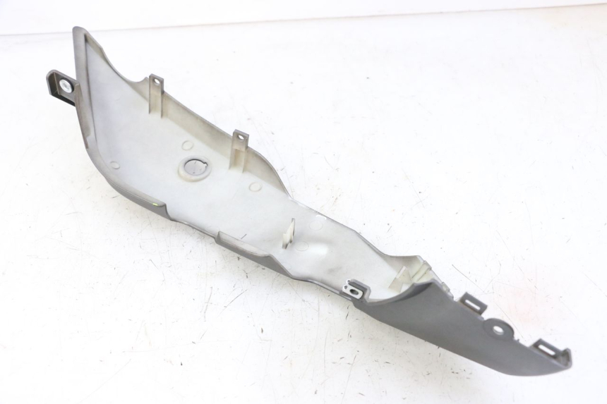 photo de REAR LEFT PANEL KIDEN KD125-G 125 (2018 - 2022)