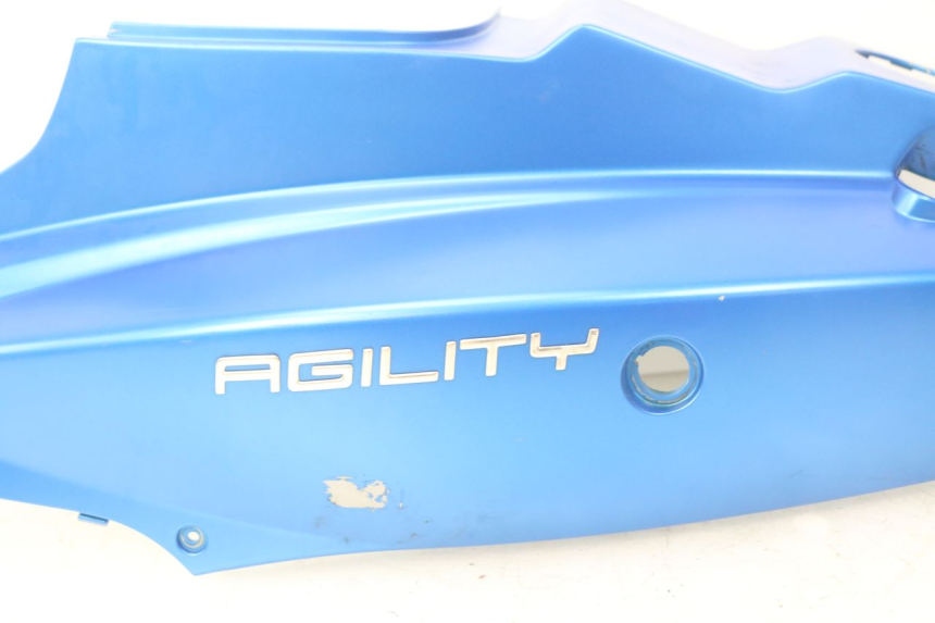 photo de LEFT REAR SIDE PANEL KYMCO AGILITY 4T 50 (2018 - 2022)