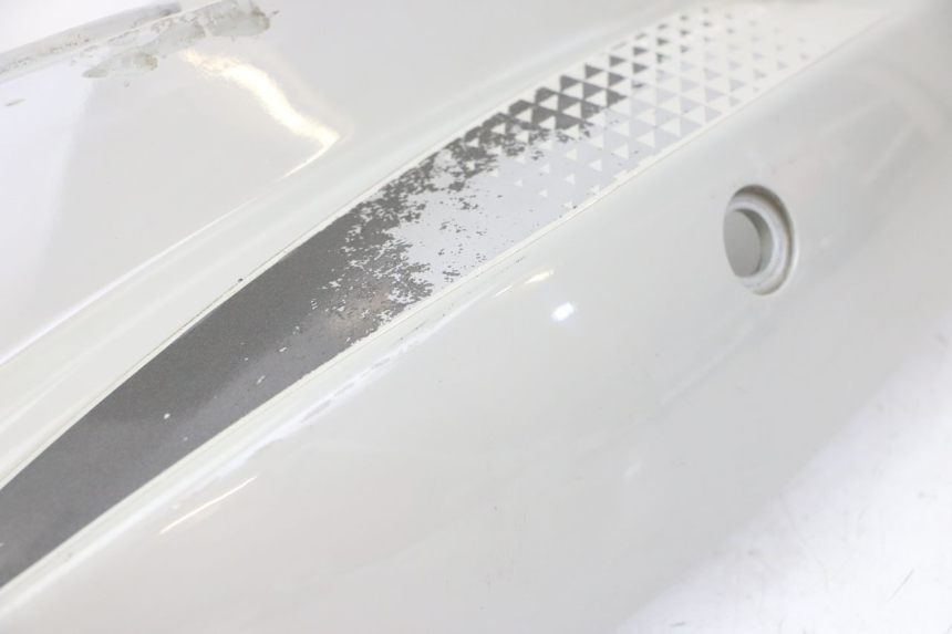 photo de LEFT REAR SIDE PANEL KYMCO AGILITY 4T 50 (2018 - 2022)
