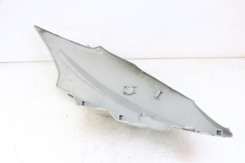photo de LEFT REAR SIDE PANEL KYMCO AGILITY 4T 50 (2018 - 2022)