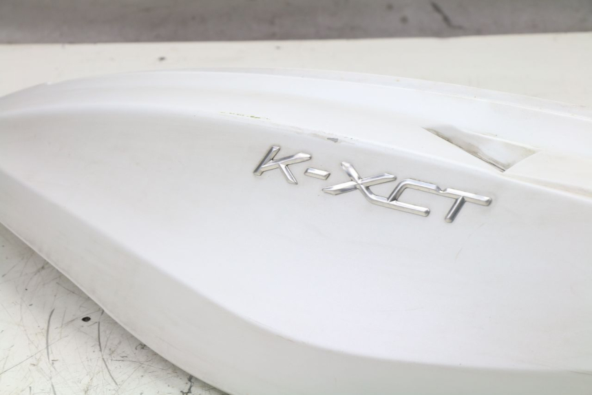 photo de REAR LEFT PANEL KYMCO K-XCT 125 (2013 - 2017)