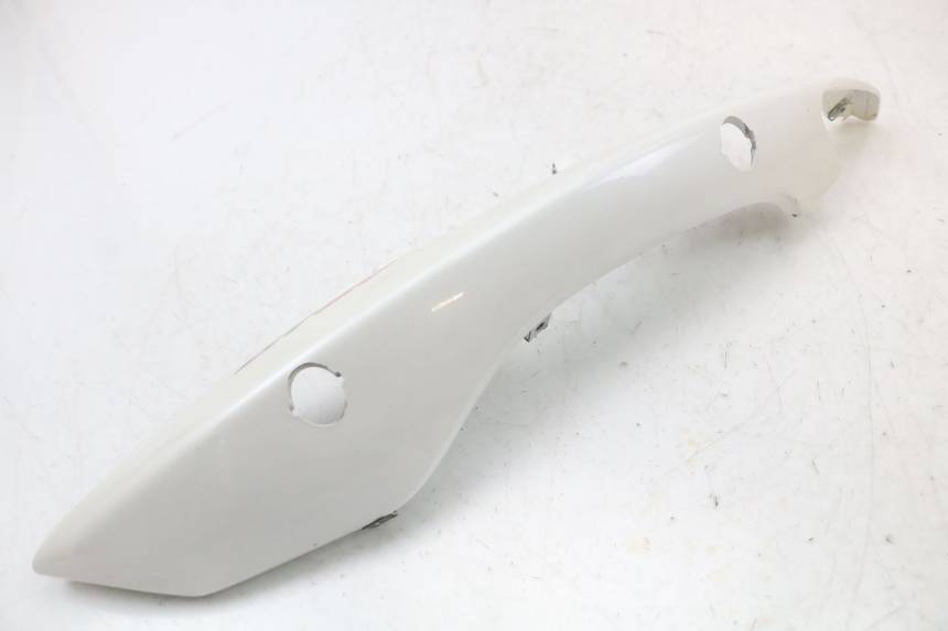 photo de REAR LEFT PANEL MOTO GUZZI NORGE 8V GT 1200 (2011 - 2016)