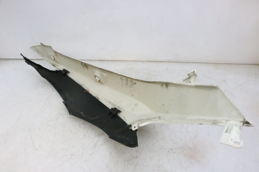 photo de LEFT REAR SIDE PANEL GILERA NEXUS 125 (2009 - 2013)