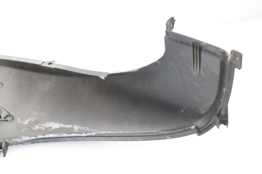 photo de REAR LEFT PANEL PIAGGIO BEVERLY 125 (2001 - 2004)