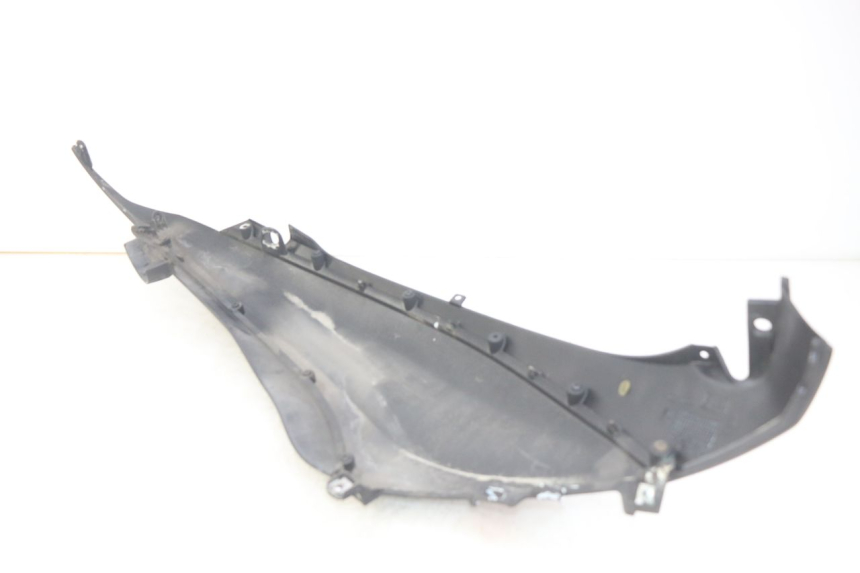 photo de LEFT REAR SIDE PANEL PIAGGIO BEVERLY 125 (2010 - 2015)