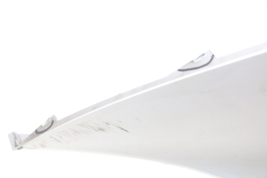 photo de LEFT REAR SIDE PANEL PIAGGIO MP3 500 (2014 - 2016)
