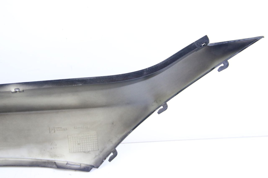 photo de LEFT REAR SIDE PANEL PIAGGIO MP3 125 (2006 - 2014)