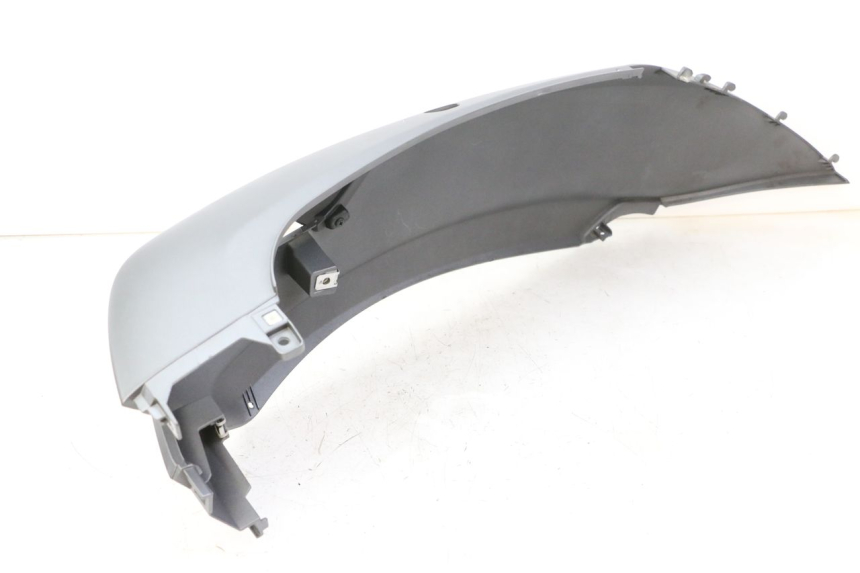 photo de LEFT REAR SIDE PANEL PIAGGIO MP3 500 (2014 - 2016)