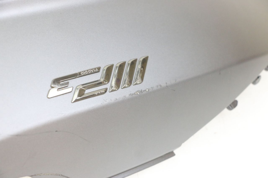 photo de LEFT REAR SIDE PANEL PIAGGIO MP3 500 (2014 - 2016)