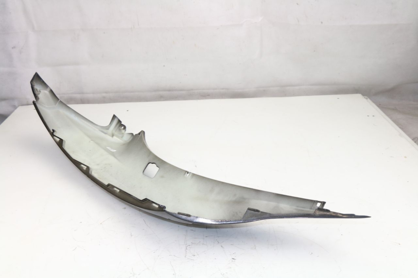 photo de LEFT REAR SIDE PANEL PIAGGIO MP3 125 (2006 - 2014)