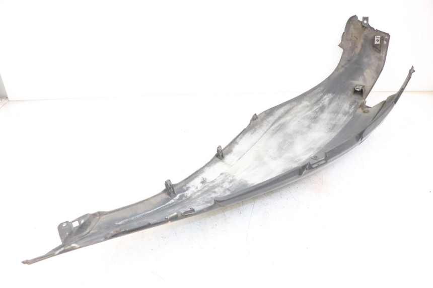 photo de LEFT REAR SIDE PANEL PIAGGIO X10 125 (2012 - 2017)
