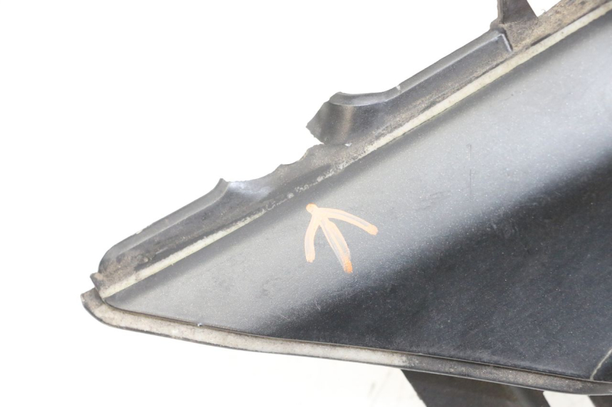 photo de LEFT REAR SIDE PANEL PIAGGIO X10 125 (2012 - 2017)