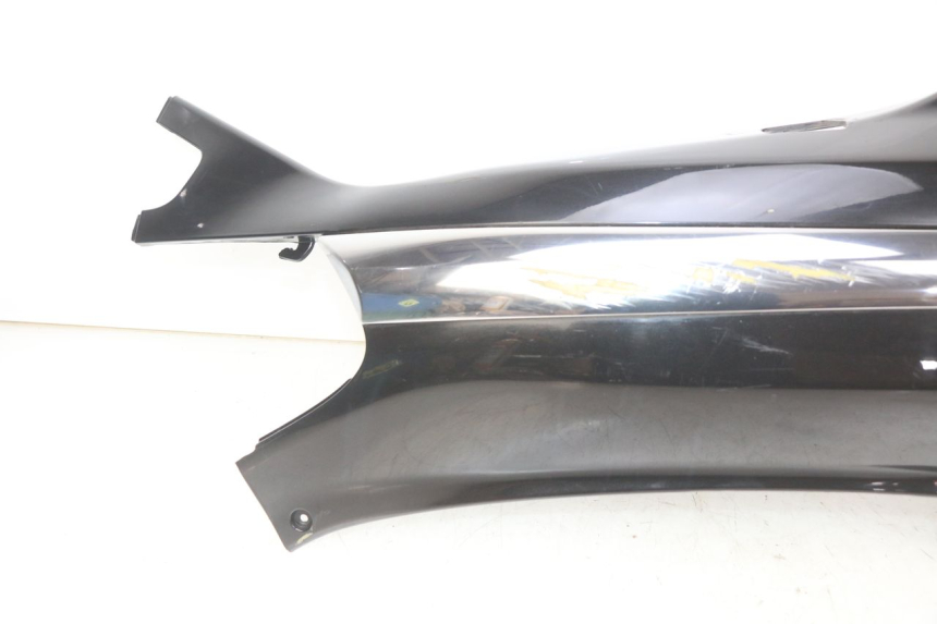 photo de LEFT REAR SIDE PANEL PIAGGIO XEVO - X EVO 125 (2007 - 2016)