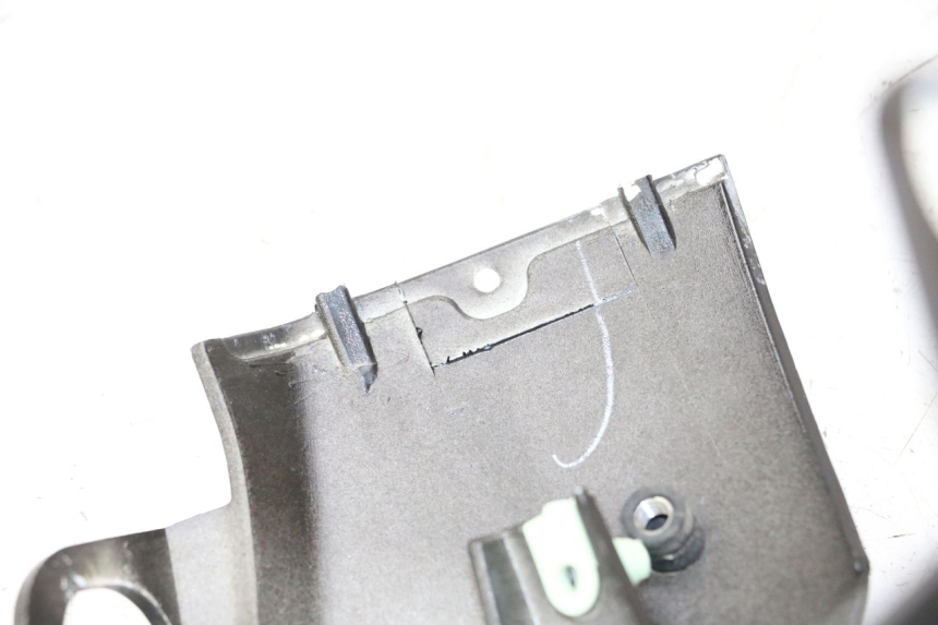 photo de REAR LEFT PANEL PEUGEOT STREETZONE I 2T 50 (2018 - 2020)