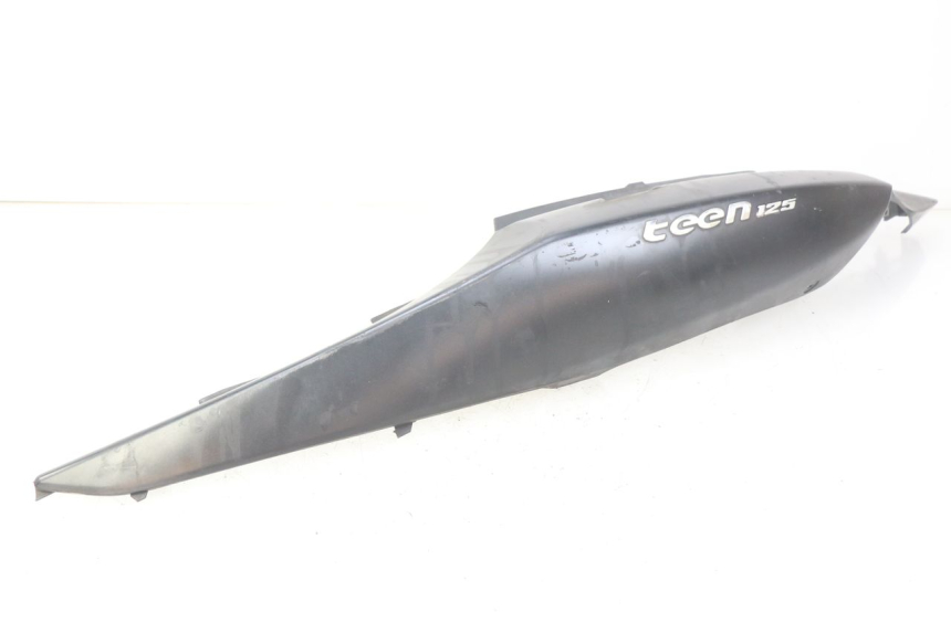 photo de LEFT REAR SIDE PANEL SUZUKI SIXTEEN 125 (2008 - 2010)