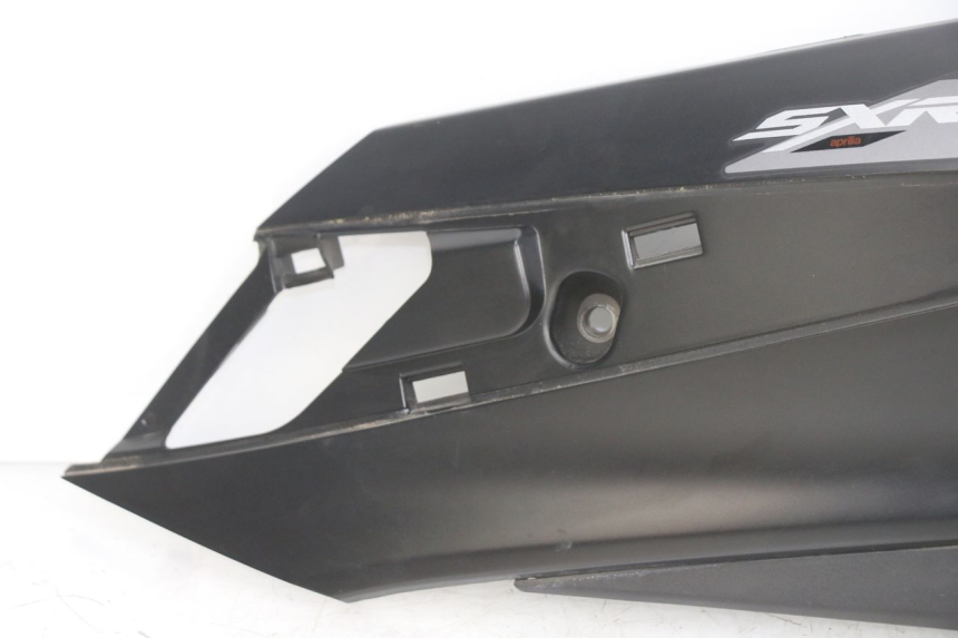 photo de LEFT REAR SIDE PANEL APRILIA SXR 50 (2021 - 2023)