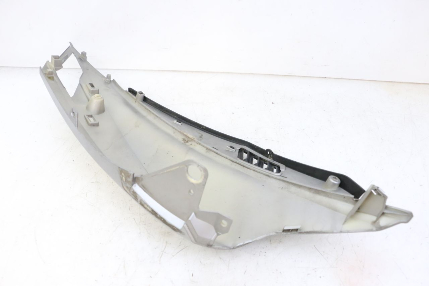 photo de LEFT REAR SIDE PANEL APRILIA SXR 50 (2021 - 2023)