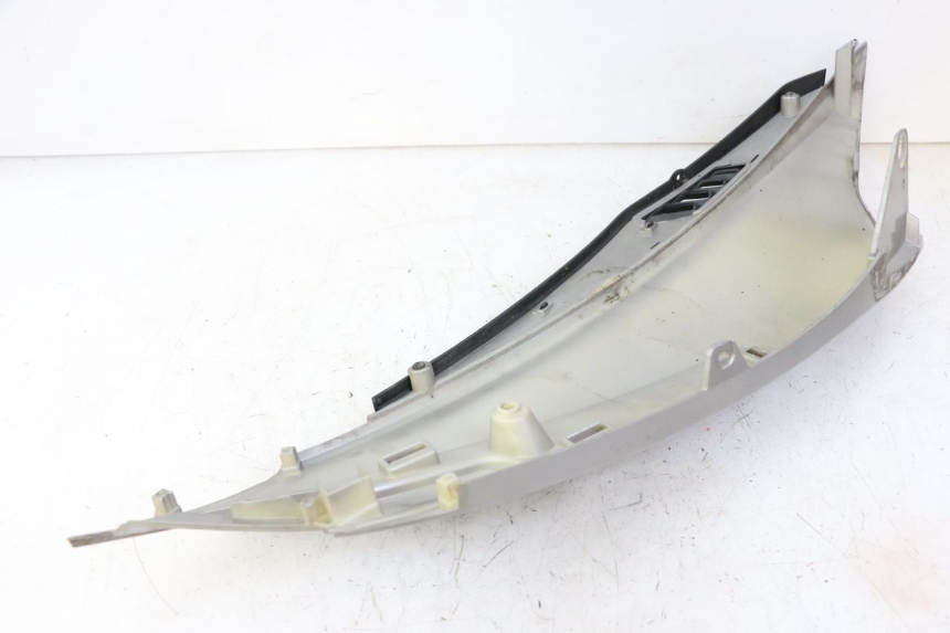 photo de LEFT REAR SIDE PANEL APRILIA SXR 50 (2021 - 2023)