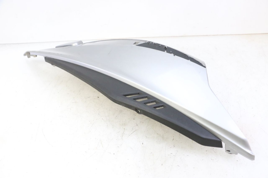 photo de LEFT REAR SIDE PANEL APRILIA SXR 50 (2021 - 2023)