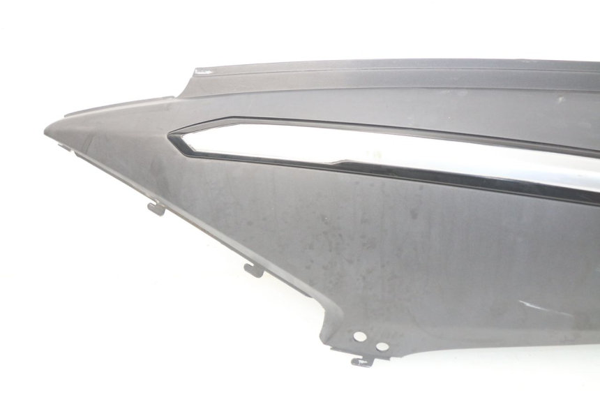 photo de REAR LEFT PANEL SYM GTS EVO 125 (2009 - 2013)