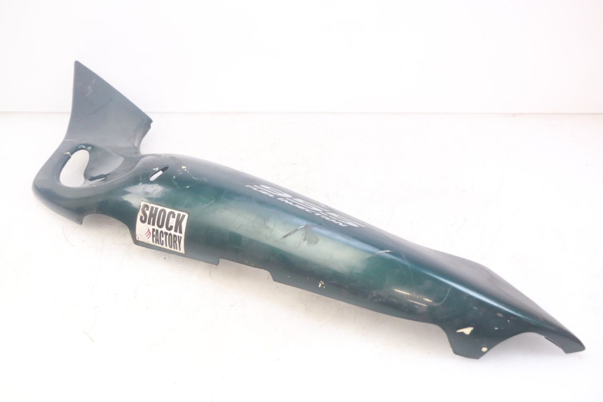 photo de LEFT REAR SIDE PANEL TRIUMPH SPRINT ST 955 (1999 - 2001)