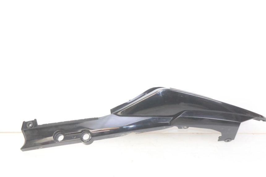 photo de LEFT REAR SIDE PANEL SYM WOLF SB 125 (2011 - 2018)