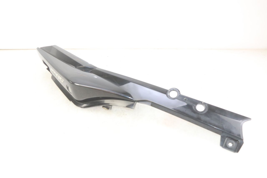 photo de LEFT REAR SIDE PANEL SYM WOLF SB 125 (2011 - 2018)