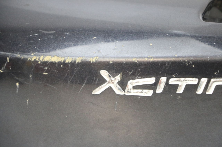 photo de LEFT REAR SIDE PANEL KYMCO XCITING 250 (2006 - 2009)