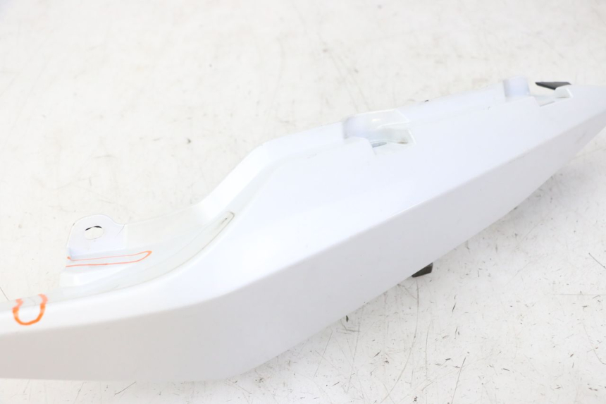 photo de REAR LEFT PANEL YAMAHA XJ6 ABS 600 (2008 - 2016)