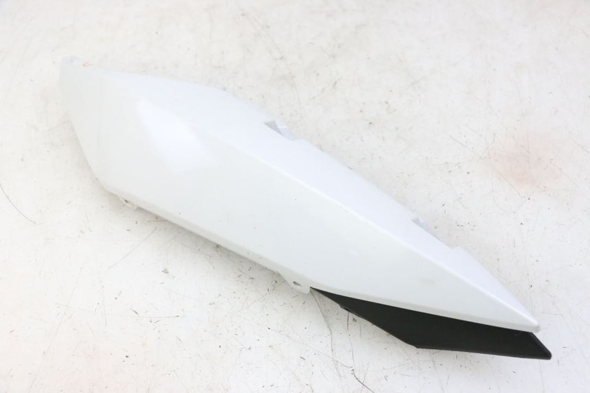 photo de REAR LEFT PANEL YAMAHA XJ6 ABS 600 (2008 - 2016)