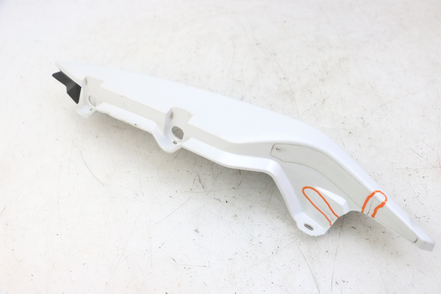 photo de REAR LEFT PANEL YAMAHA XJ6 ABS 600 (2008 - 2016)