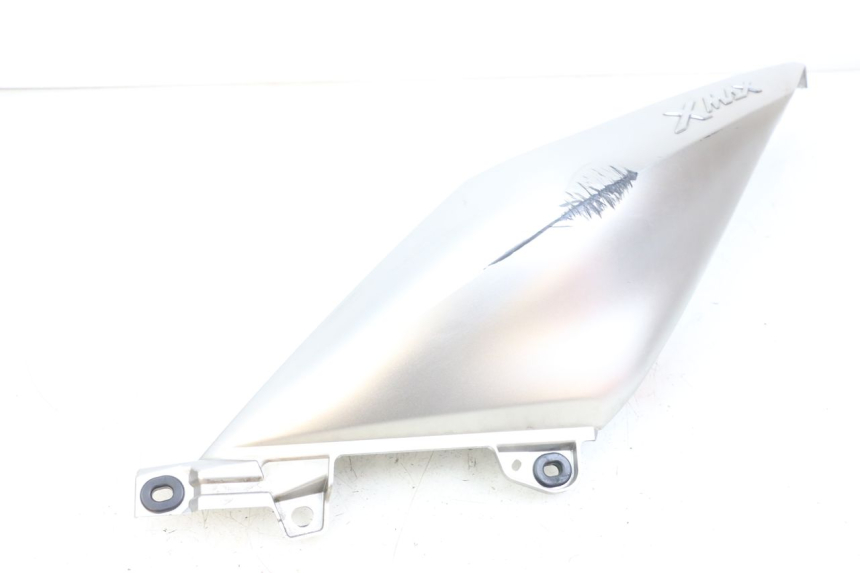 photo de LEFT REAR SIDE PANEL YAMAHA XMAX X-MAX ABS 125 (2017 - 2020)