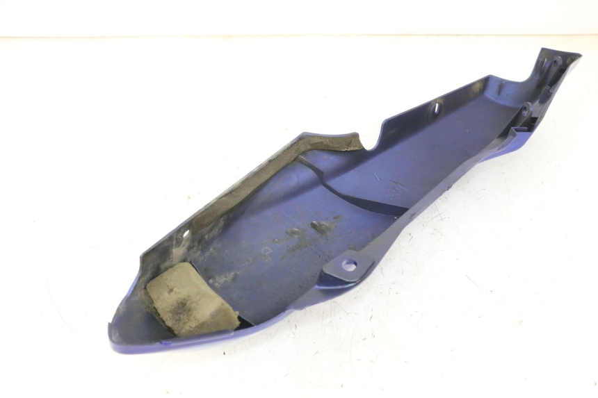 photo de REAR LEFT PANEL YAMAHA FZS FAZER 600 (2001 - 2003)