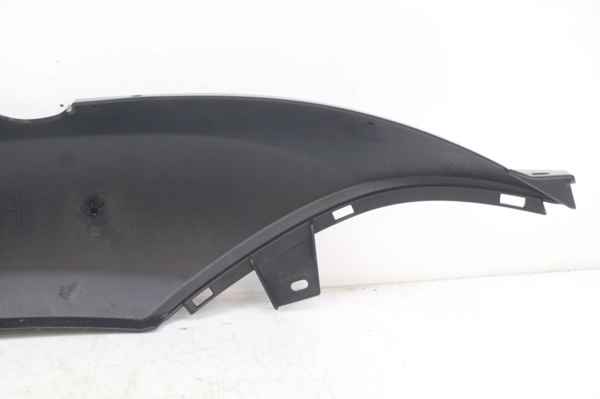 photo de REAR LEFT PANEL YAMAHA X-CITY XCITY 125 (2007 - 2008)