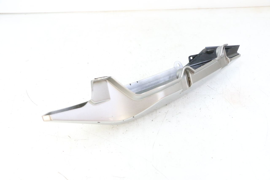 photo de REAR LEFT PANEL YAMAHA XJ6 600 (2008 - 2016)