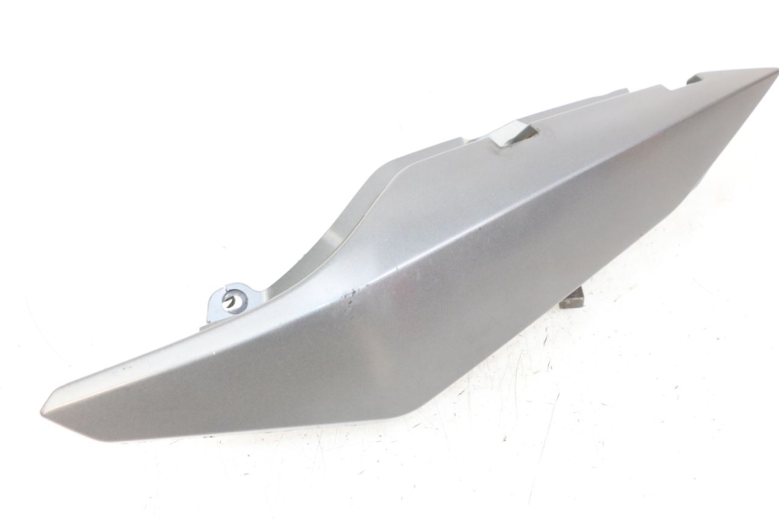 photo de REAR LEFT PANEL YAMAHA XJ6 ABS 600 (2008 - 2016)