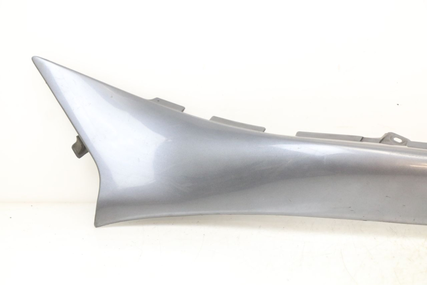 photo de REAR LEFT PANEL YAMAHA XJ600 XJ DIVERSION 600 (1992 - 1997)