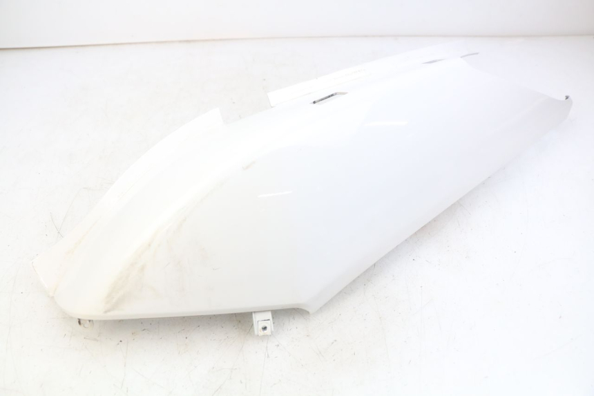 photo de LEFT REAR SIDE PANEL YAMAHA XMAX X-MAX 125 (2006 - 2009)