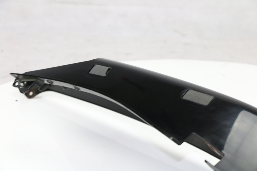photo de LEFT REAR SIDE PANEL YAMAHA XMAX X-MAX 125 (2006 - 2009)