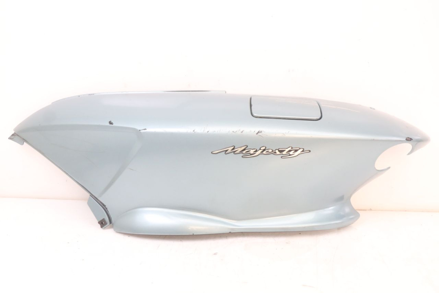 photo de REAR LEFT PANEL YAMAHA YP MAJESTY 125 (2002 - 2006)